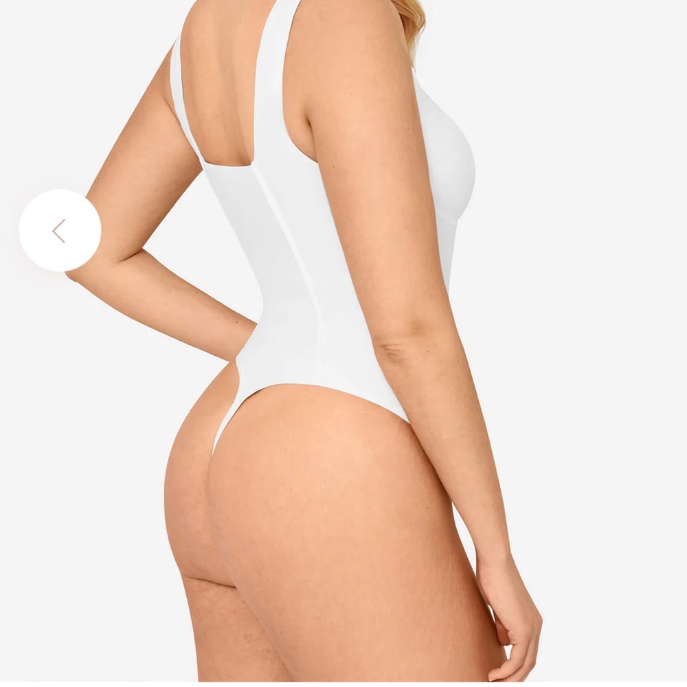 Feeling girl Full Body Wide Strap V-Neck Thong Bodysuit